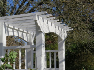 timber_arbour